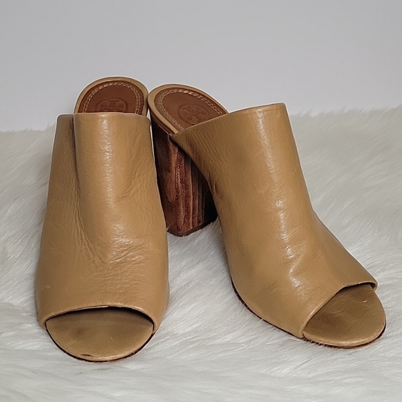 Tory Burch Raya tumbled leather sand /camel tan slide mules women's size 8.5 - Picture 11 of 12